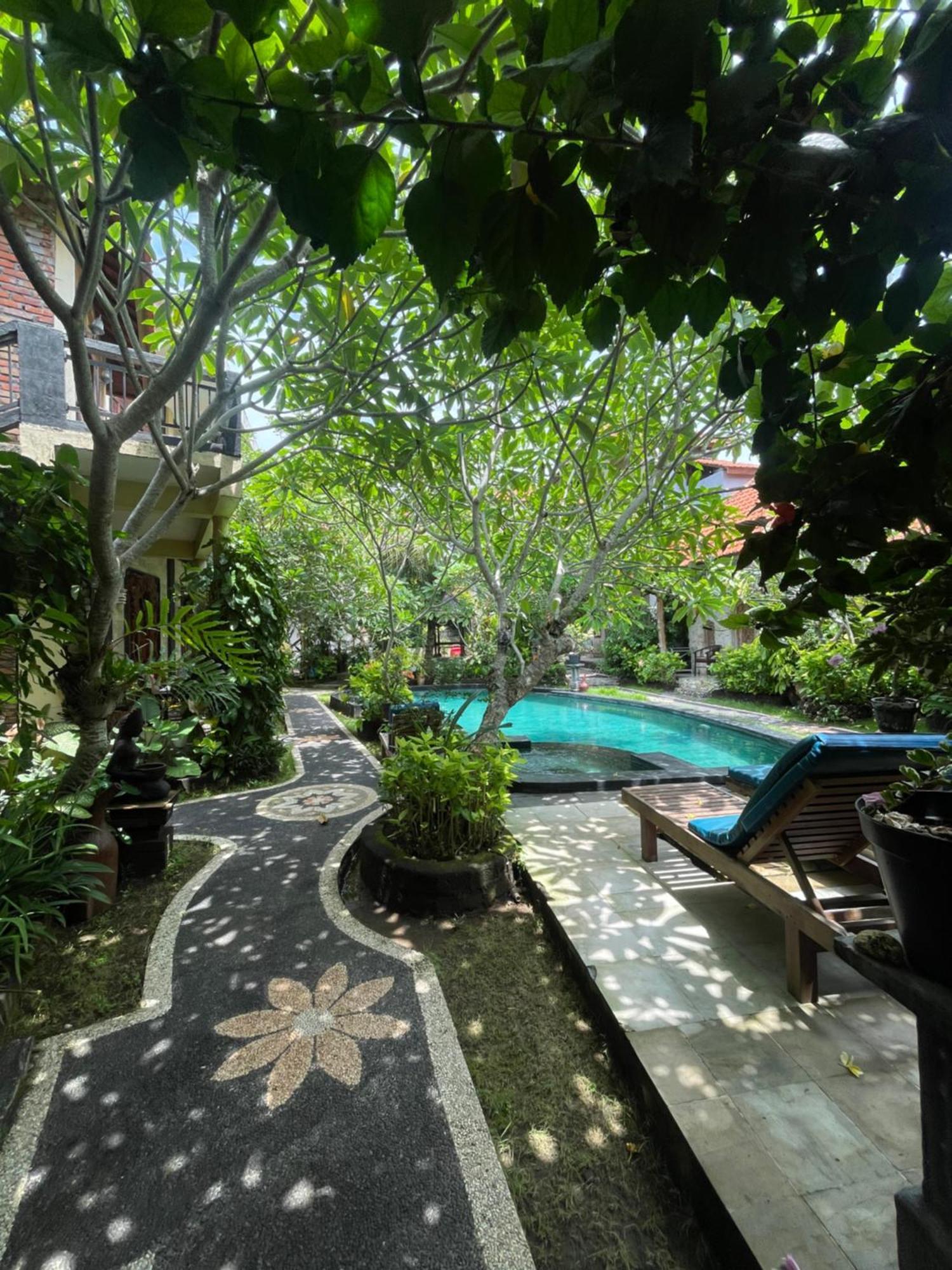 Satria Bungalow Улувату Экстерьер фото